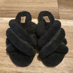 BRAND NEW! UGG Slippers